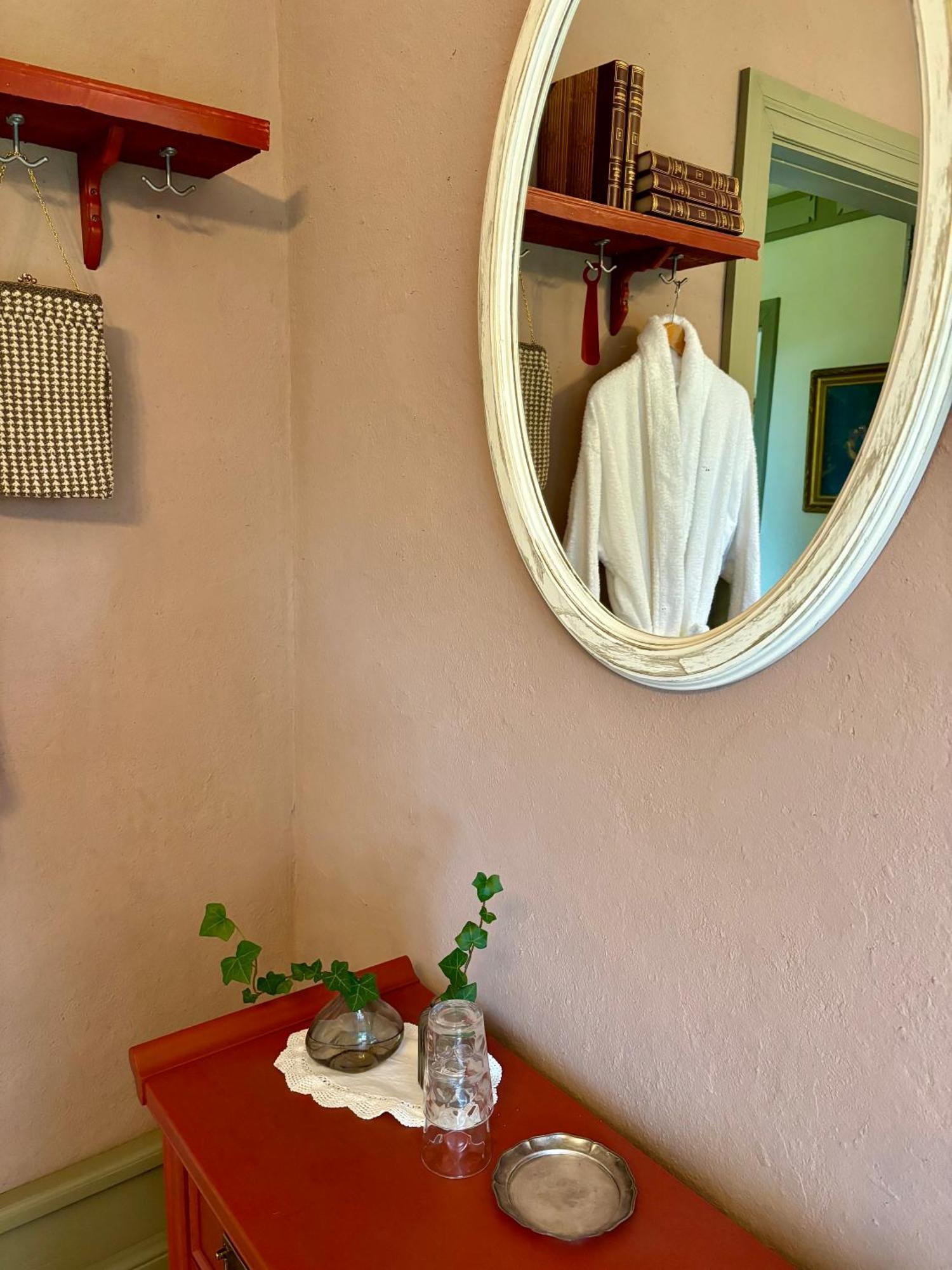 Lydde Gard Hotel Kinna ภายนอก รูปภาพ