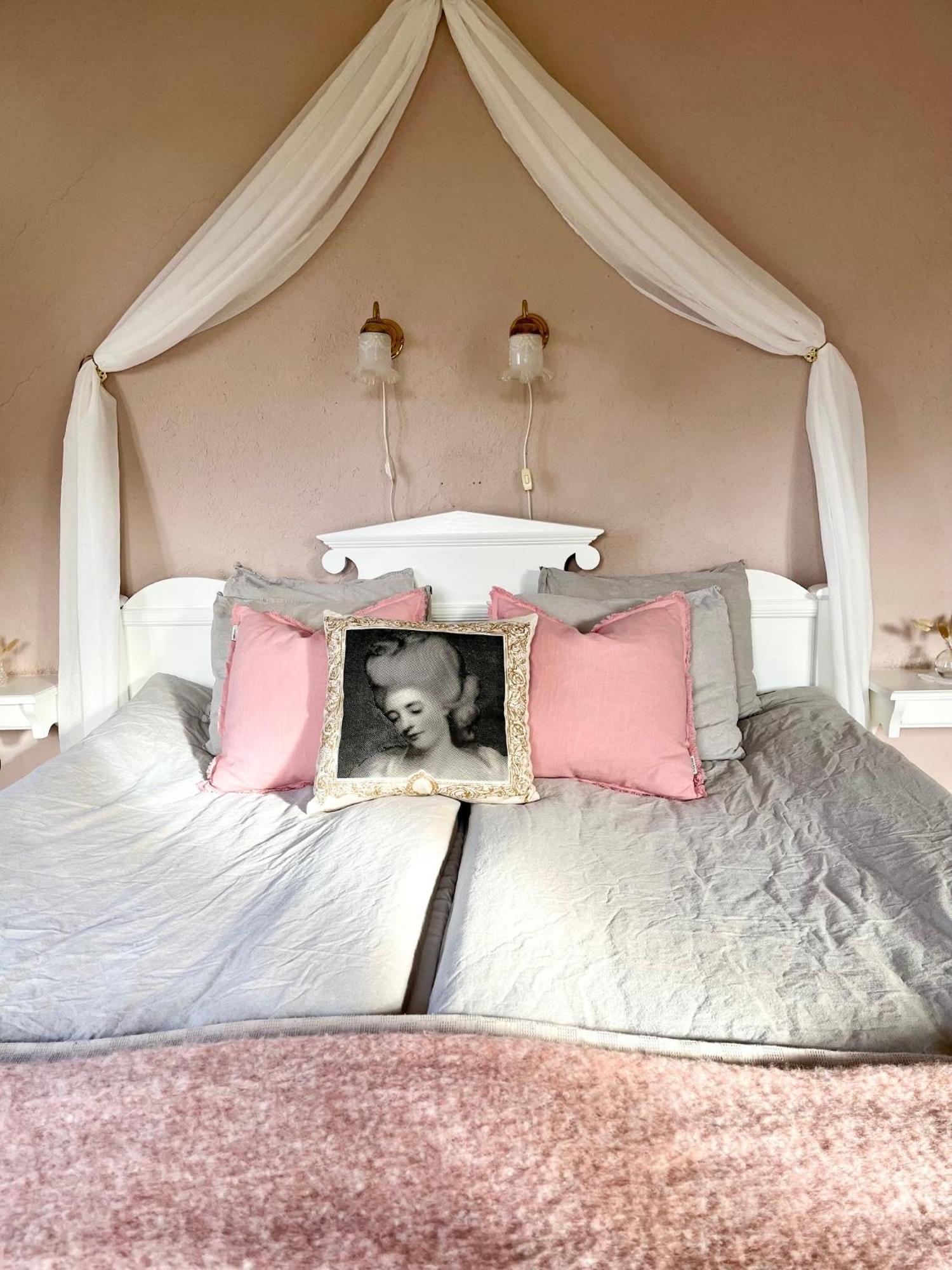 Lydde Gard Hotel Kinna ภายนอก รูปภาพ